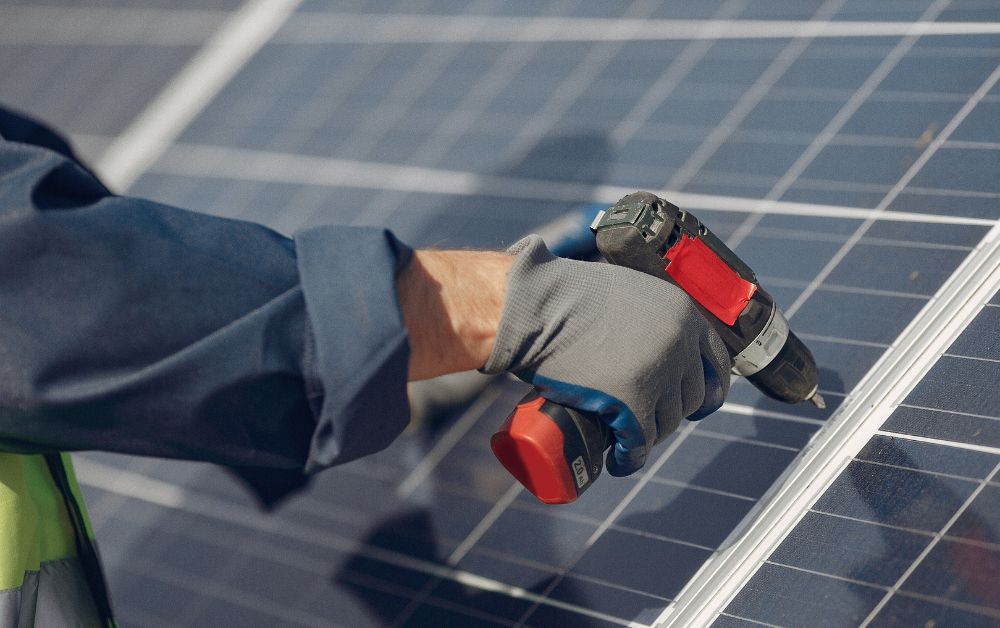 10 Proven Qualities of a Solar Installation Company - CustomPRO